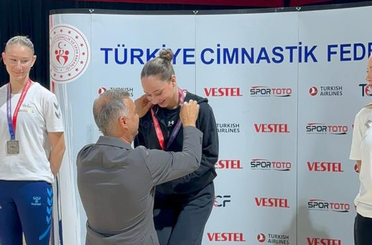 Konya’nın cimnastikteki gururu Liva Nur Yalçın Türkiye şampiyonu oldu